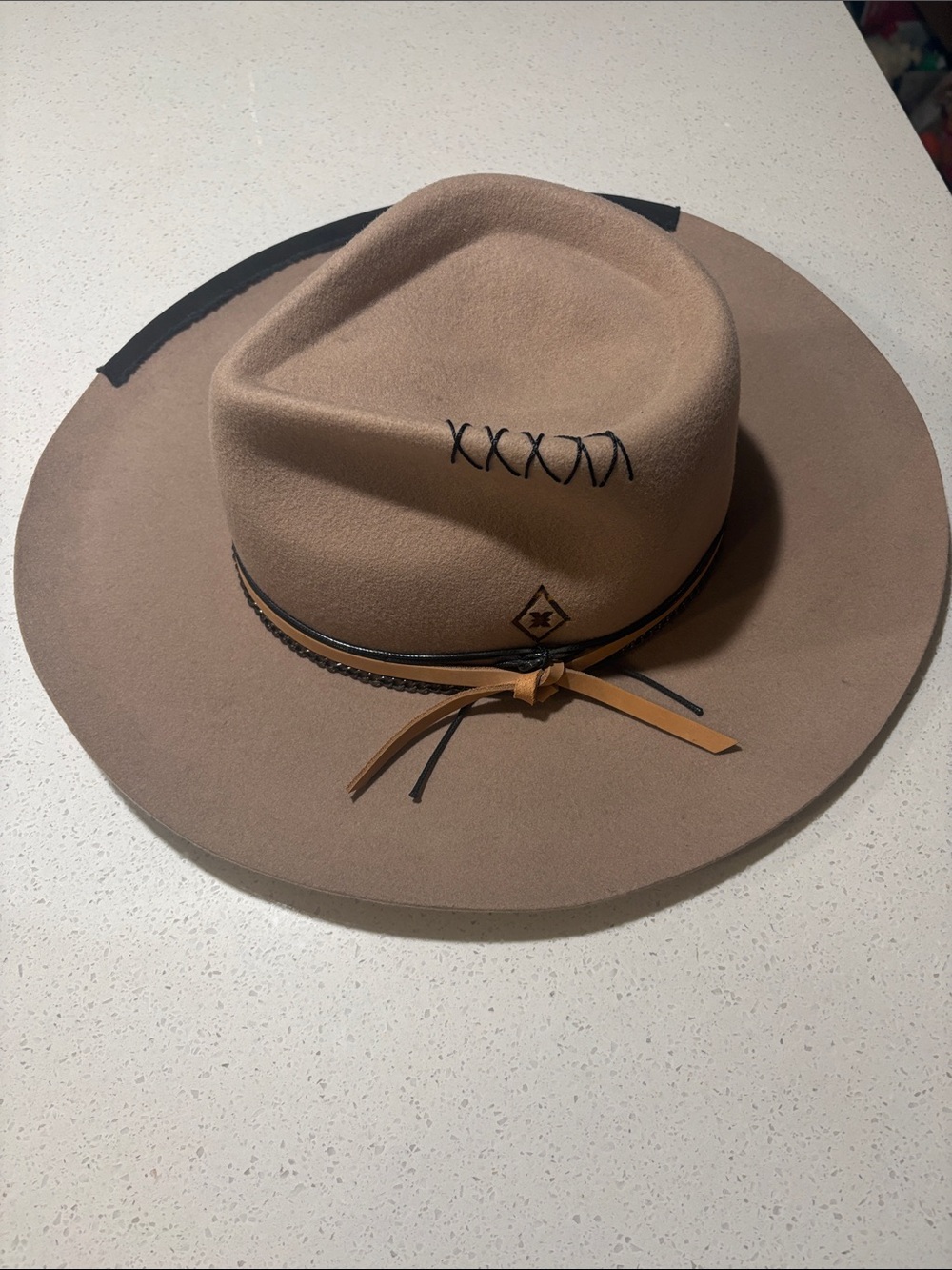 Xlusiv Wide Brim Felt Hat - Tan Camel 🐫